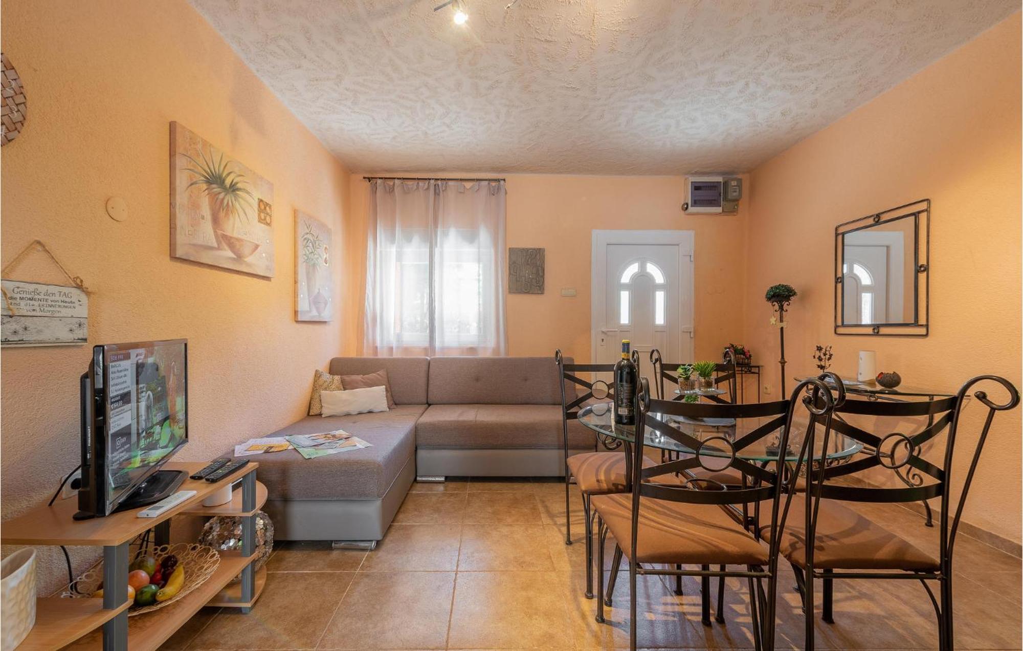 Cozy Home In Vrsi With Wifi Exterior photo